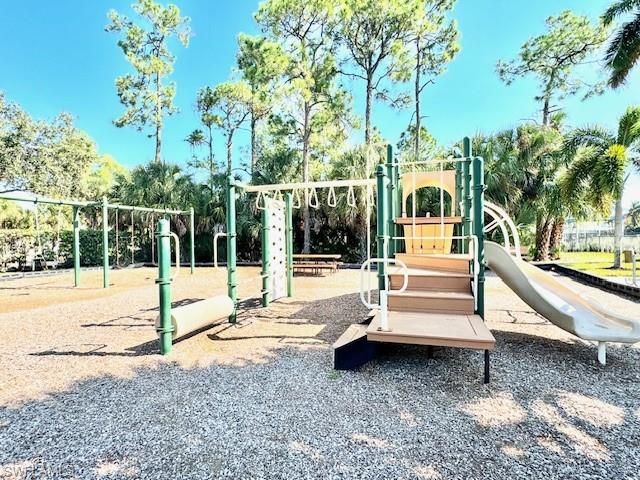 7790 Woodbrook Cir, Unit 2603, Naples, FL 34104 Photo