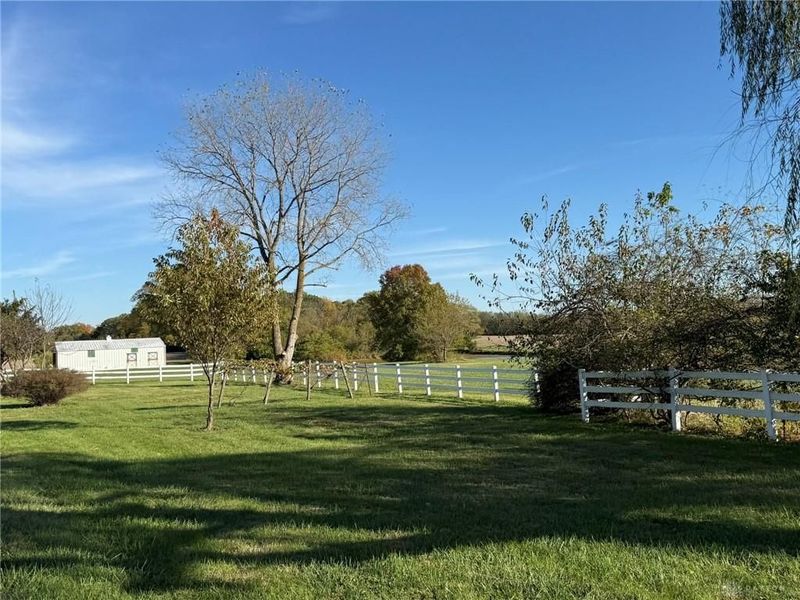 1290 725 SR, Camden, OH 45311 Photo 9