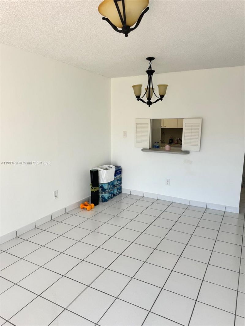 14401 N Kendall Dr, Unit 303N, Miami, FL 33186 Photo