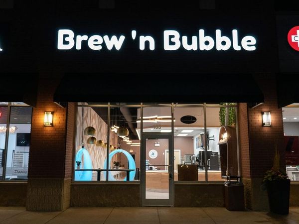 2415 Bowes Road, Elgin, IL 60123