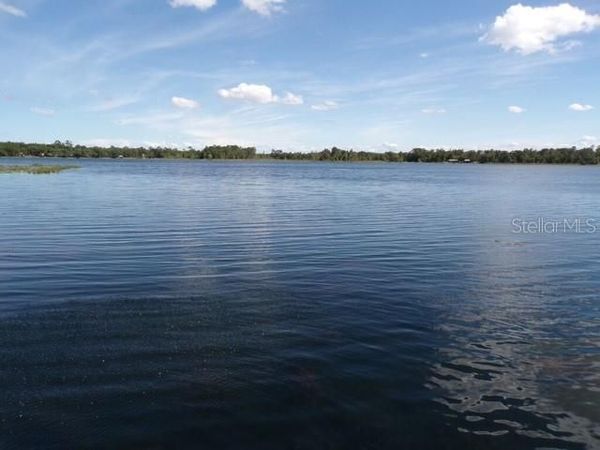 101 TOMAHAWK ROAD, HAWTHORNE, FL 32640