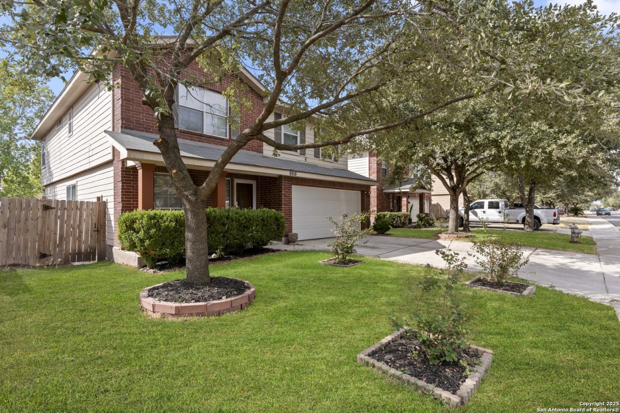 6918 N Cutting Creek, San Antonio, TX 78244 Main Photo