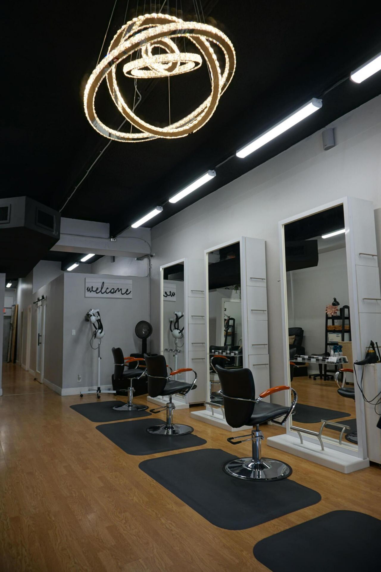 1657 Forum Place, West Palm Beach, FL 33401 Photo