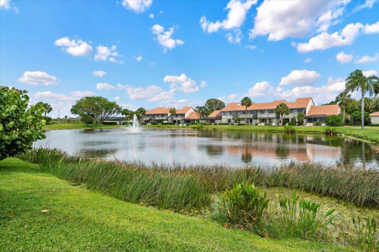 402 Sea Oats Drive, Unit F, Juno Beach, FL 33408 Photo