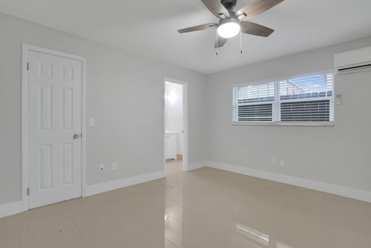 914 N Federal Highway, Unit 4, Lake Worth Beach, FL 33460 Photo