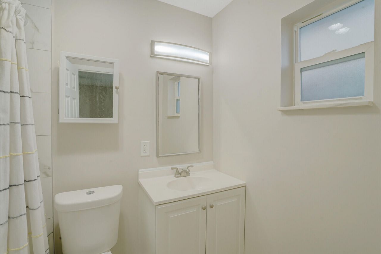 914 N Federal Highway, Unit 4, Lake Worth Beach, FL 33460 Photo