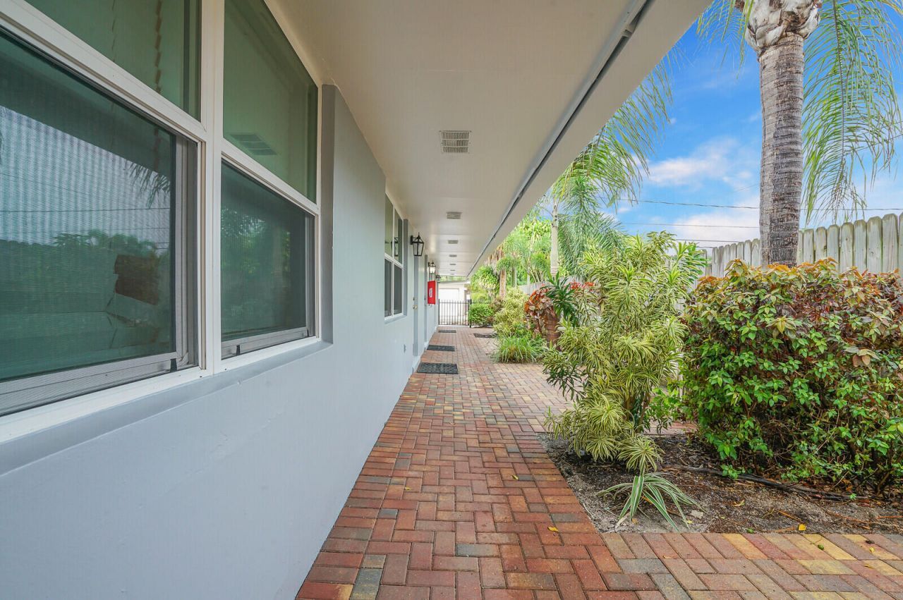 914 N Federal Highway, Unit 4, Lake Worth Beach, FL 33460 Photo
