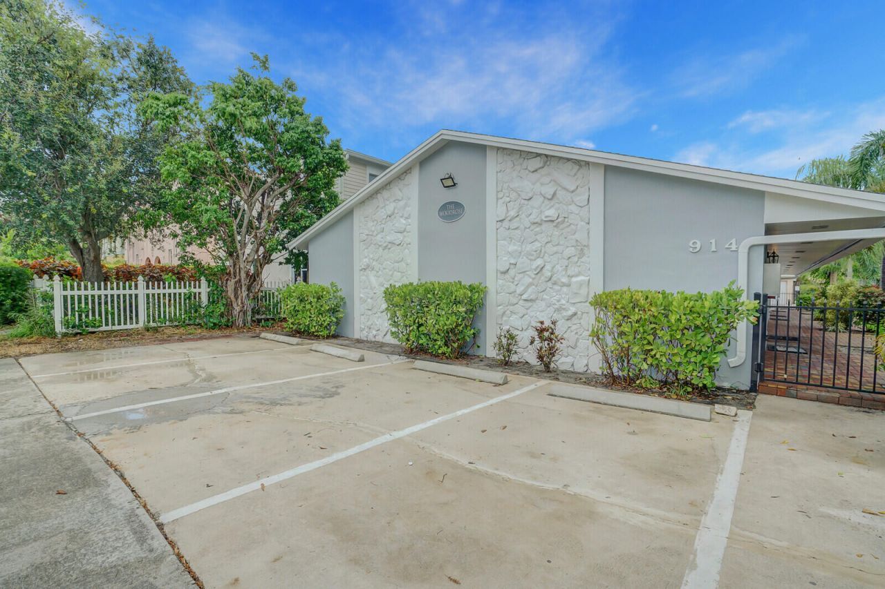 914 N Federal Highway, Unit 4, Lake Worth Beach, FL 33460 Photo