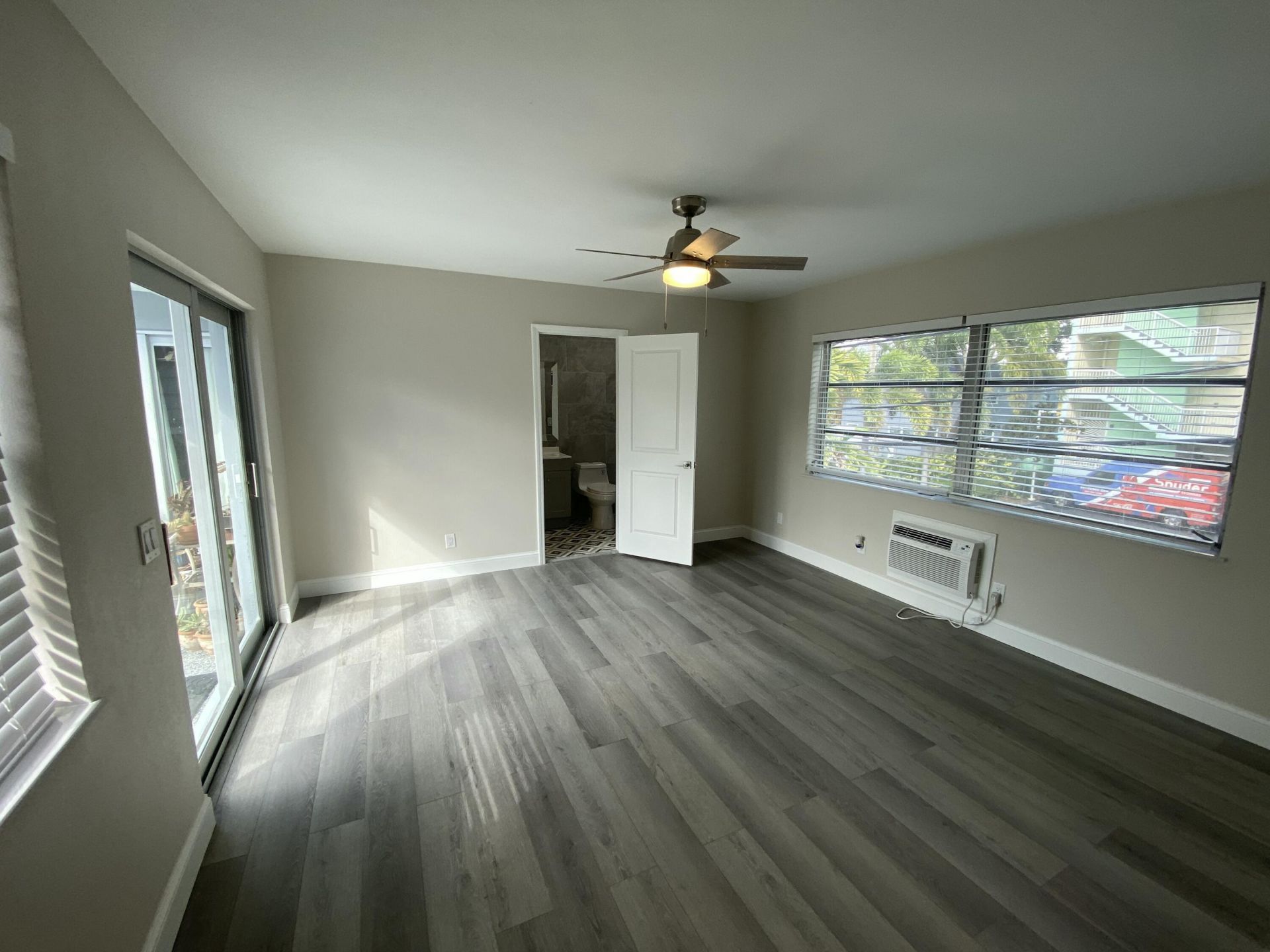 112 Lake Avenue, Unit 10, Lake Worth Beach, FL 33460 Photo
