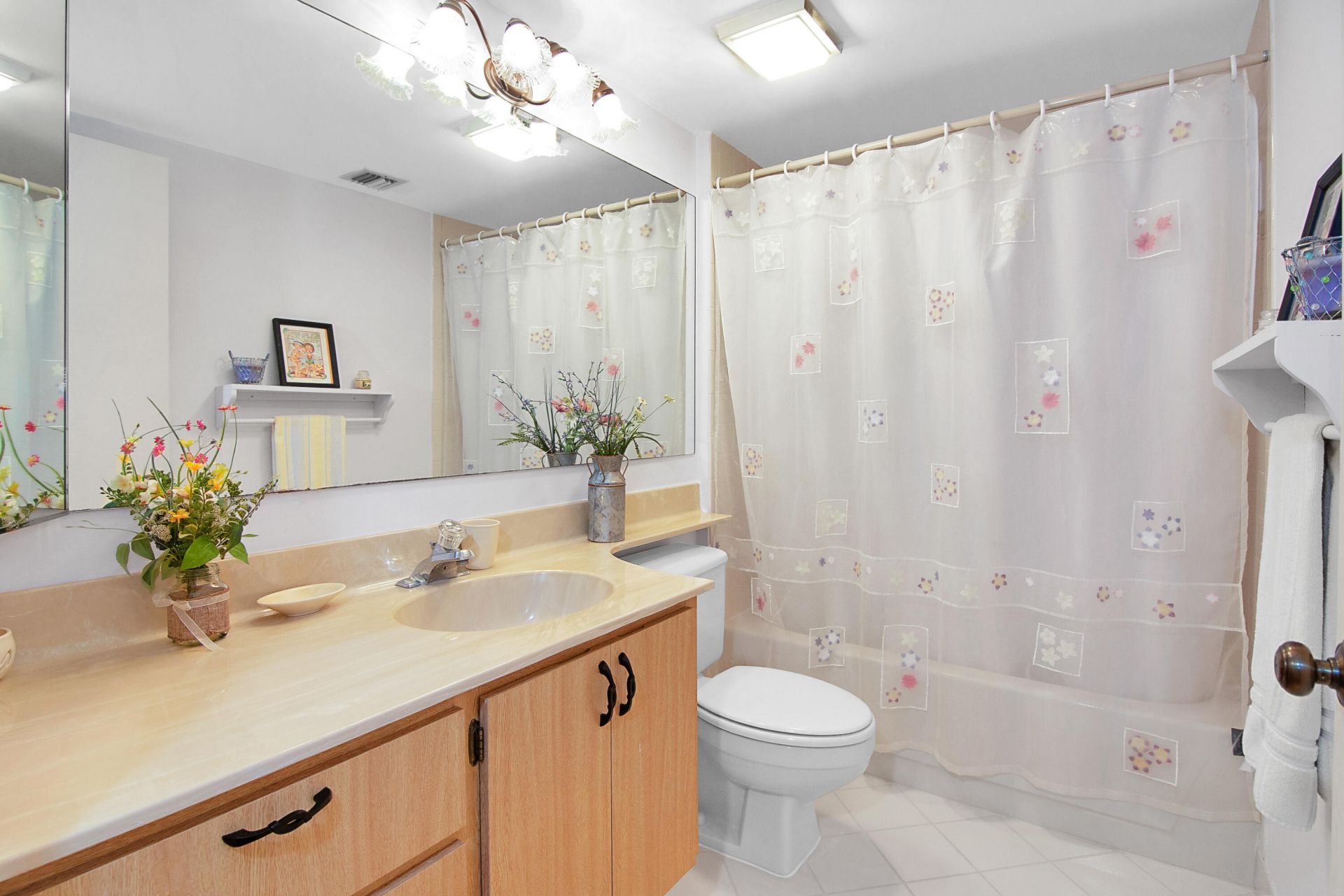 301 Ocean Bluffs Boulevard, Unit 102, Jupiter, FL 33477 Photo