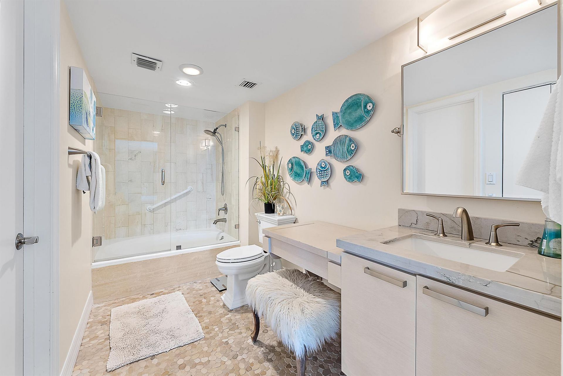 5200 N Ocean Drive, Unit 505, Singer Island, FL 33404 Photo