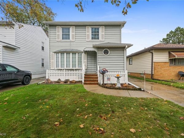 33 William Street, Bedford, OH 44146