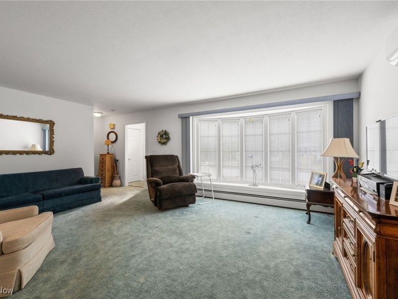 33 William Street, Bedford, OH 44146 Photo 3