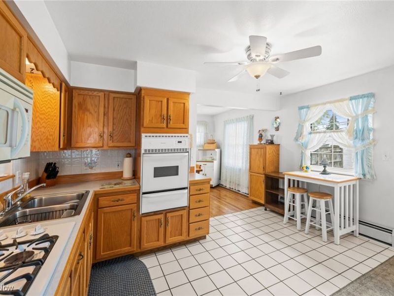 33 William Street, Bedford, OH 44146 Photo 8