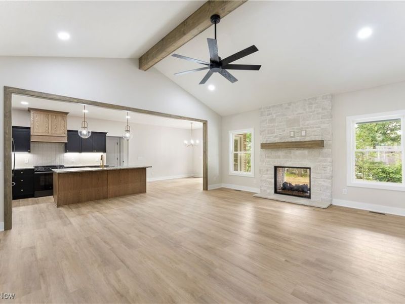 539 E Lakewood Drive, Canal Fulton, OH 44614 Photo 6