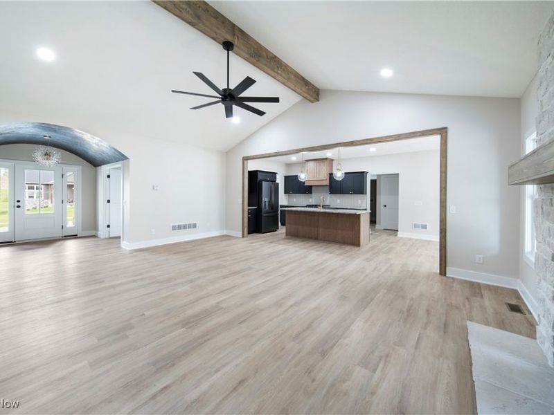539 E Lakewood Drive, Canal Fulton, OH 44614 Photo 7