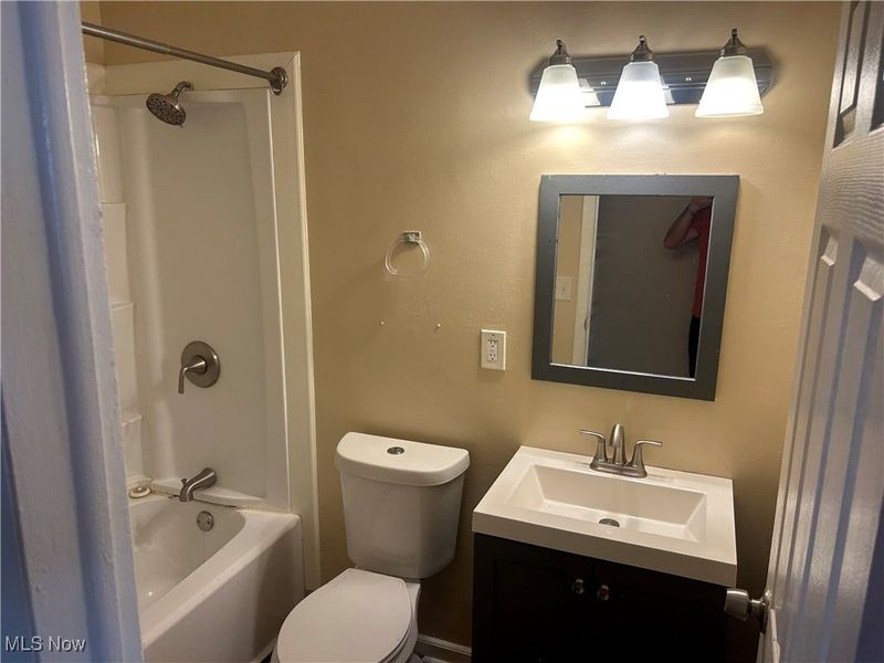 2149 Hancock Street, Lorain, OH 44052 Photo 13