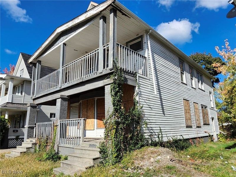 12501 Locke Avenue, Cleveland, OH 44108 Photo 1