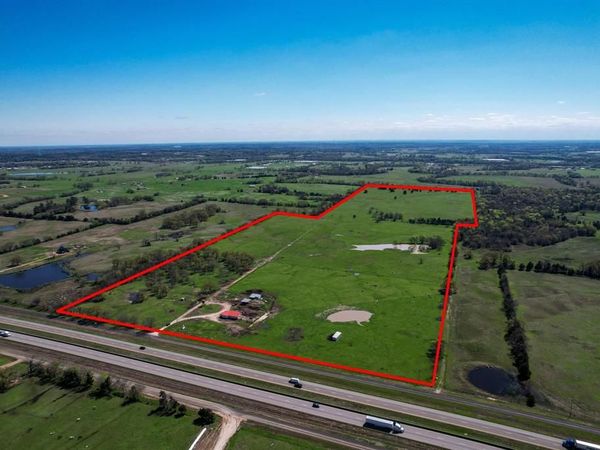 2110 SW Access Road , Mount Vernon, TX 75457