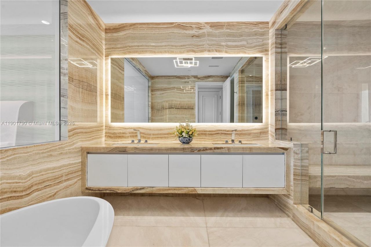 17901 Collins Ave, Unit 1803, Sunny Isles Beach, FL 33160 Photo