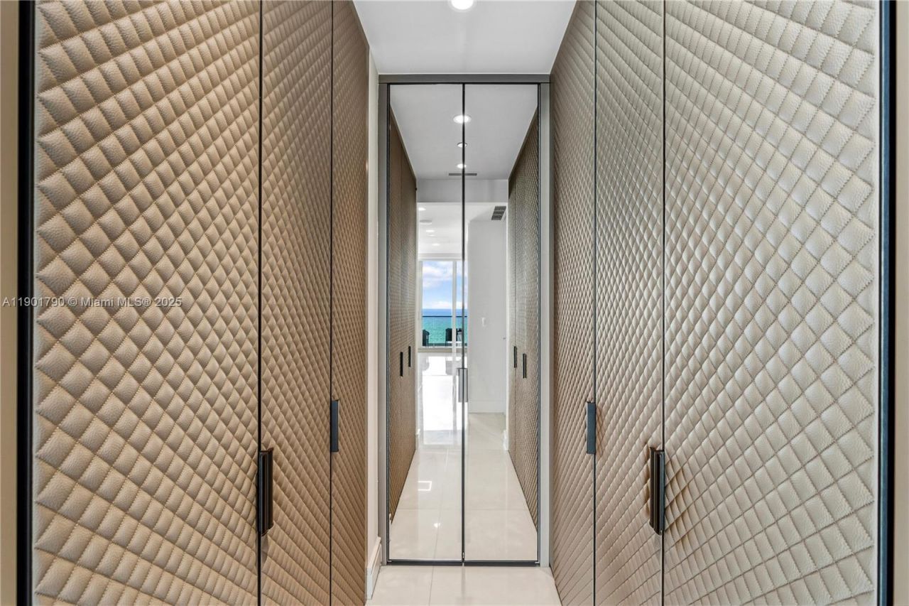 17901 Collins Ave, Unit 1803, Sunny Isles Beach, FL 33160 Photo