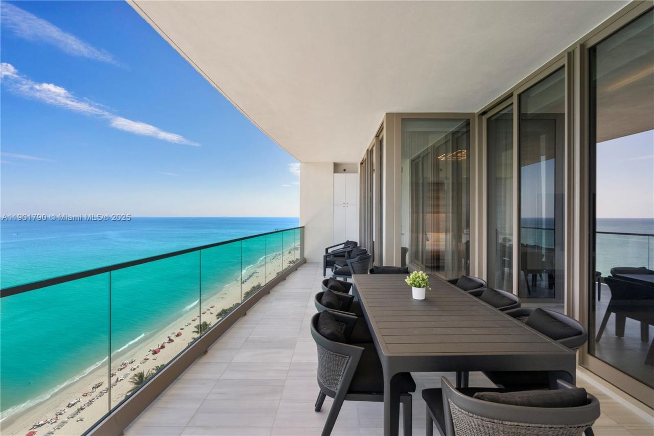 17901 Collins Ave, Unit 1803, Sunny Isles Beach, FL 33160 Photo