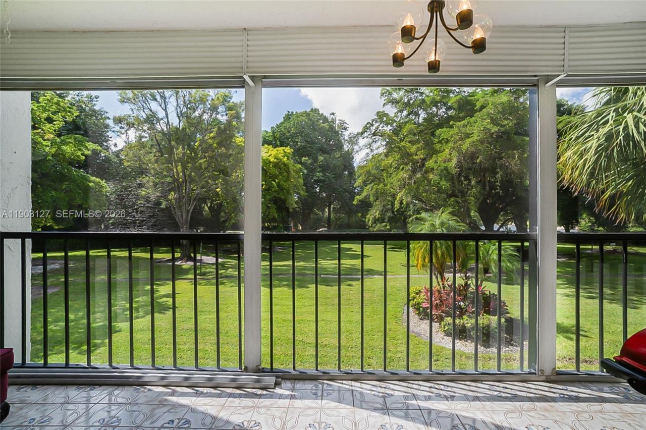 5900 NW 44th St, Unit 202, Lauderhill, FL 33319 Photo