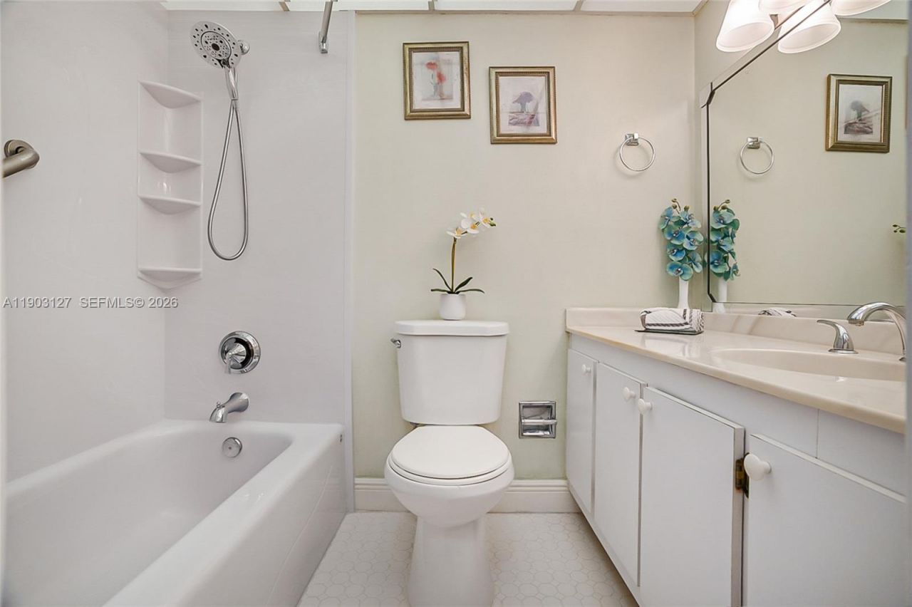 5900 NW 44th St, Unit 202, Lauderhill, FL 33319 Photo