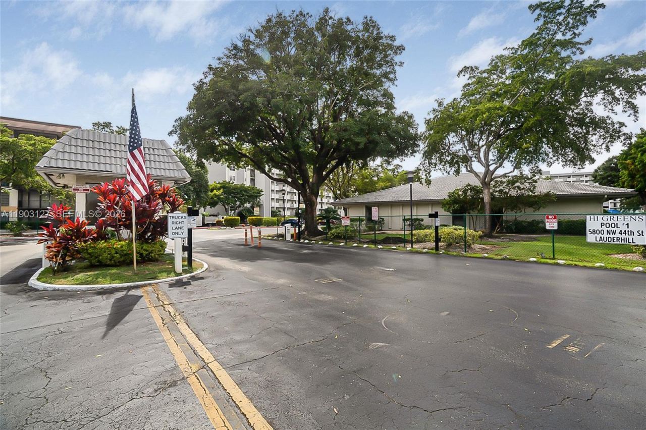 5900 NW 44th St, Unit 202, Lauderhill, FL 33319 Photo