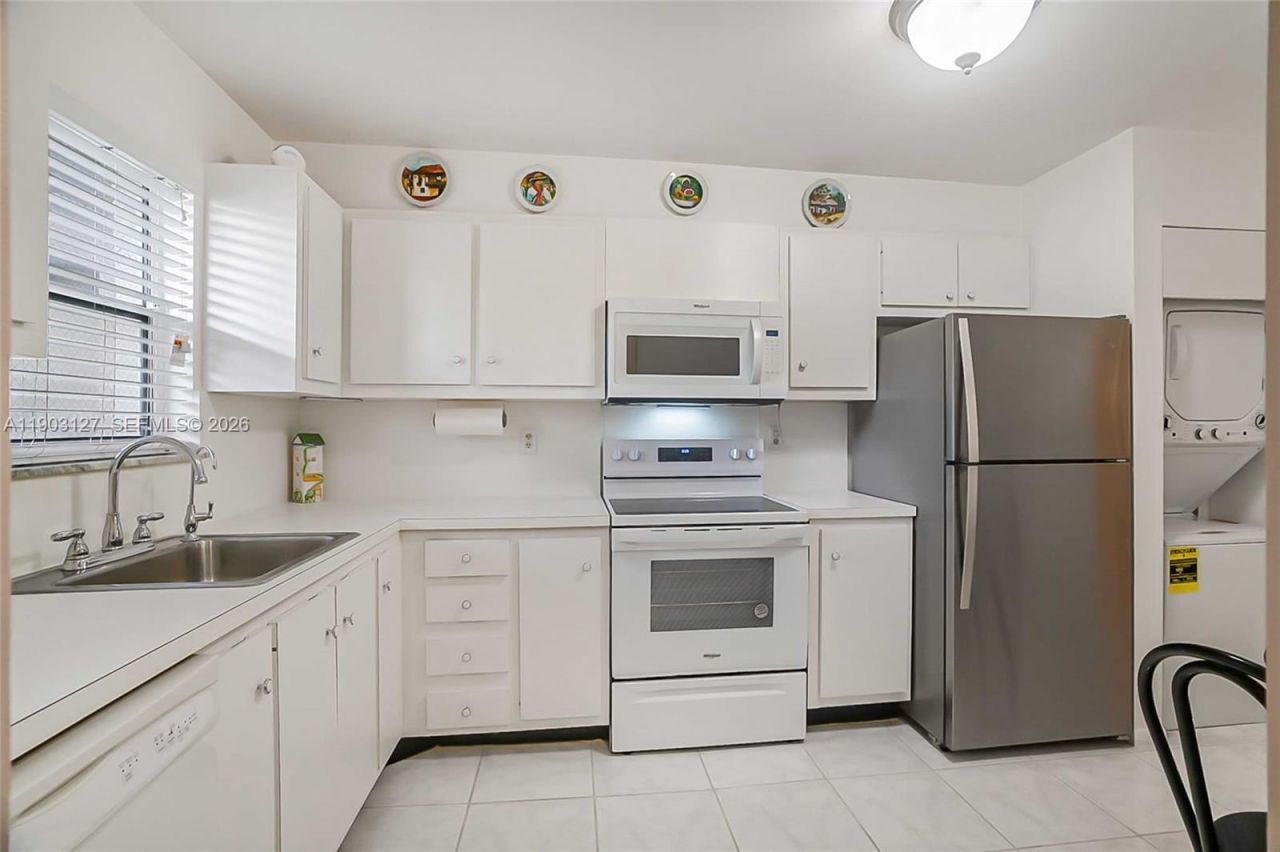 5900 NW 44th St, Unit 202, Lauderhill, FL 33319 Photo