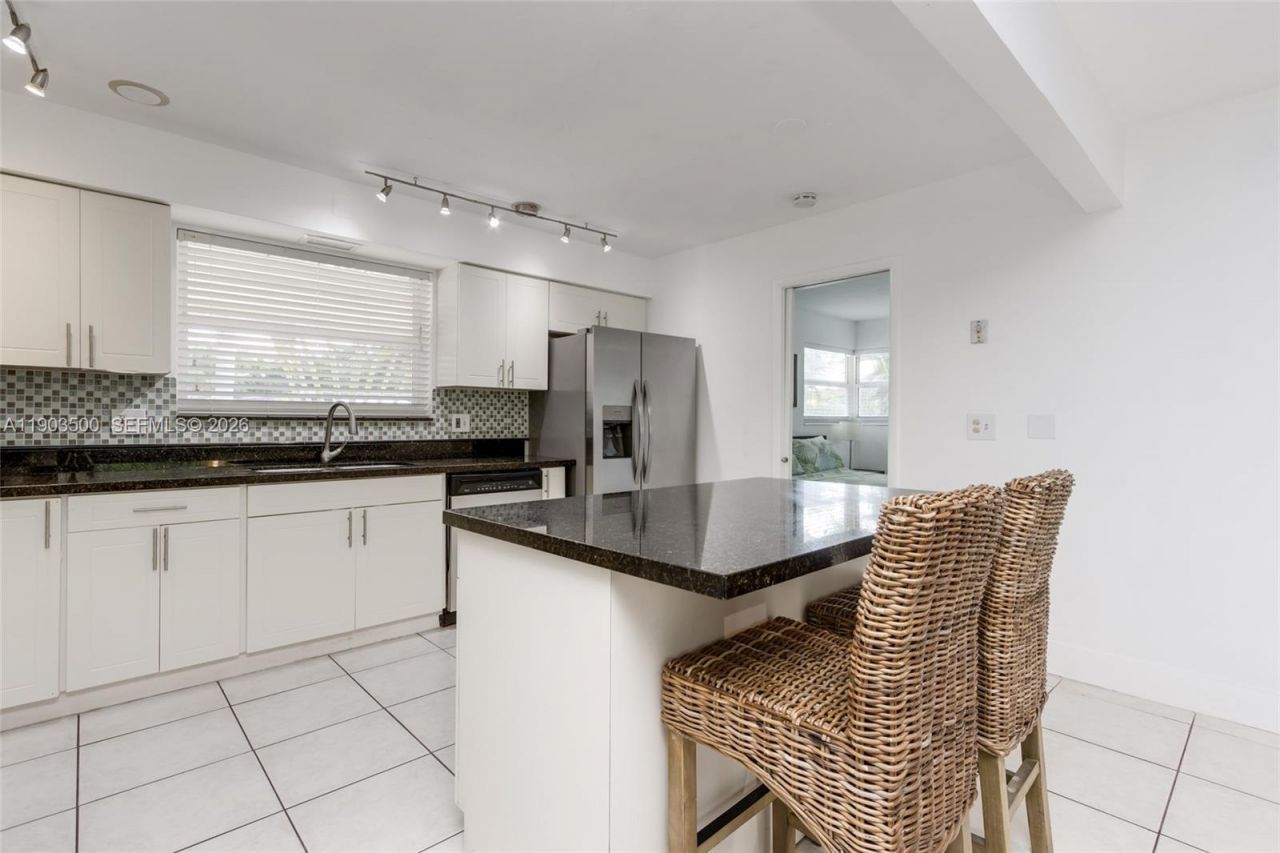 906 N 13th Ave, Hollywood, FL 33019 Photo