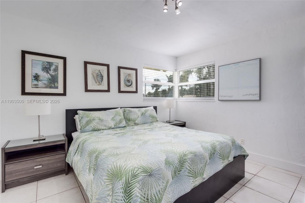 906 N 13th Ave, Hollywood, FL 33019 Photo