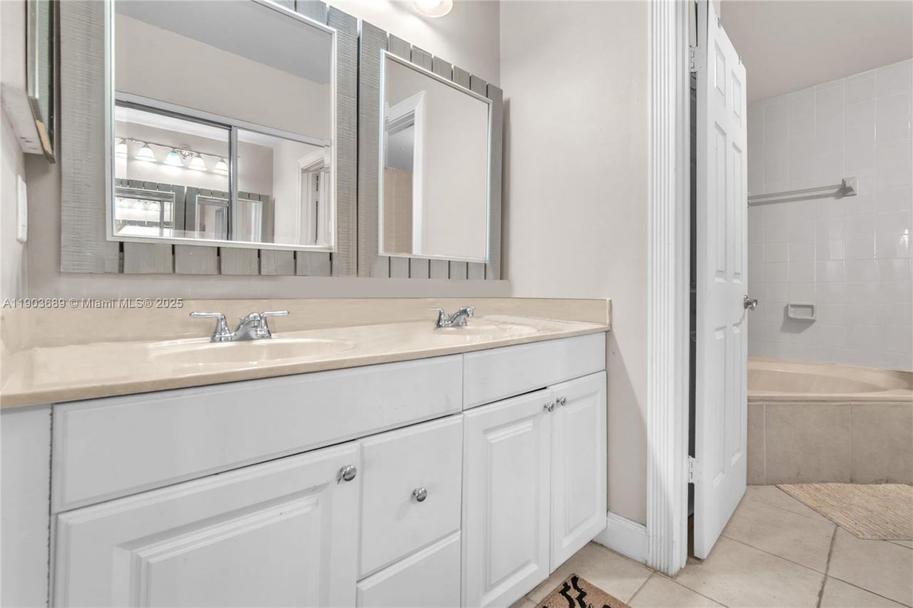 1440 NW 126th Avenue, Sunrise, FL 33323 Photo