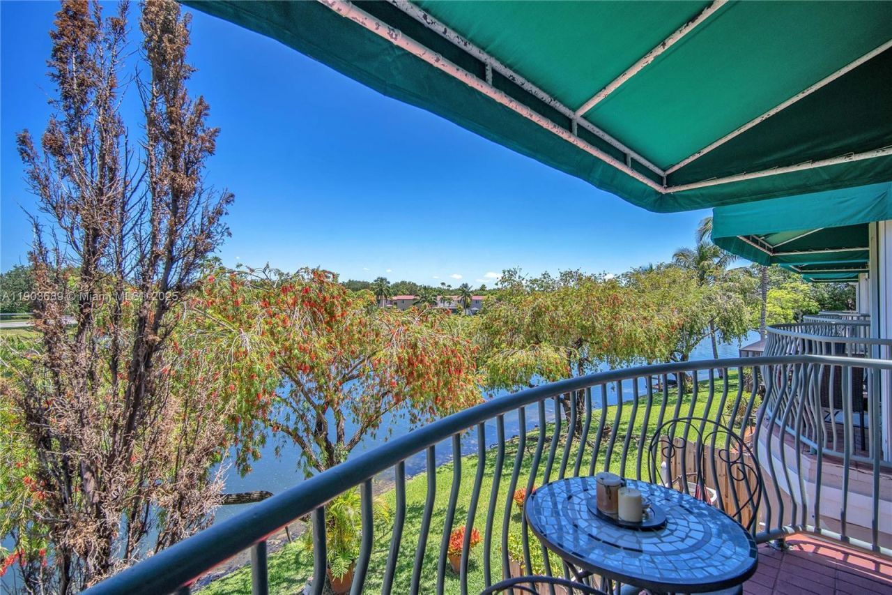 1440 NW 126th Avenue, Sunrise, FL 33323 Photo