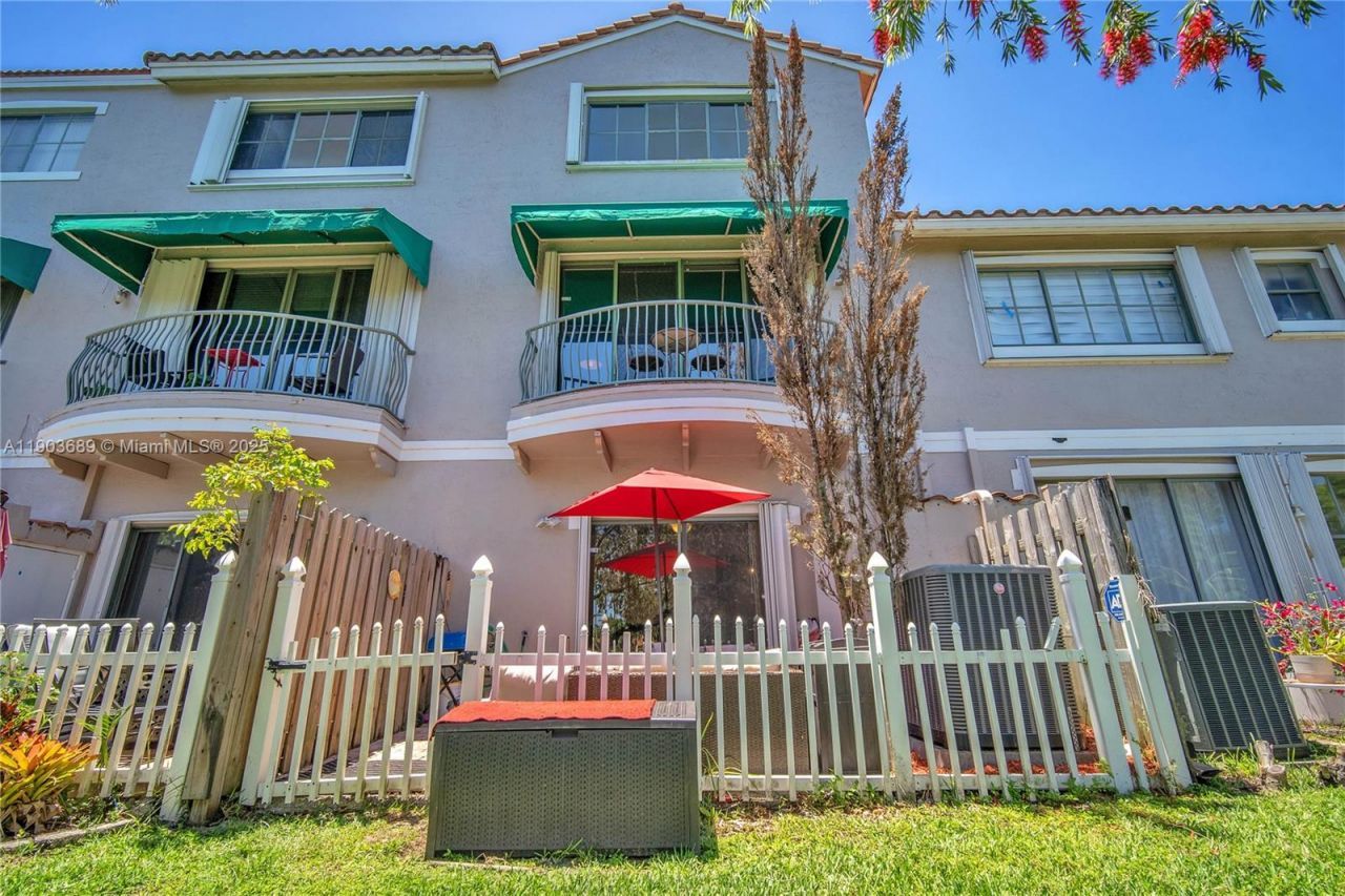 1440 NW 126th Avenue, Sunrise, FL 33323 Photo