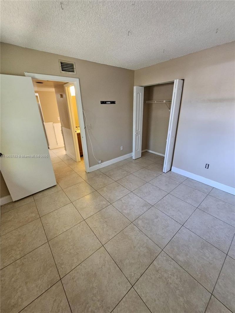 1630 Sandpiper Blvd, Unit 1630, Homestead, FL 33035 Photo