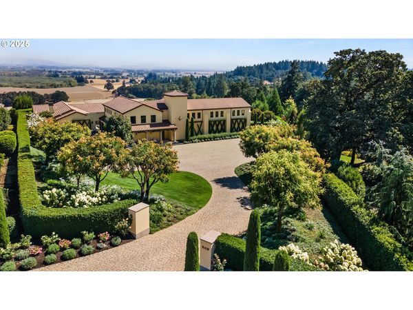 8418 VALLEY WAY, Turner, OR 97392
