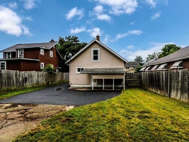 1203 Atwood Avenue, Akron, OH 44301 Photo 16