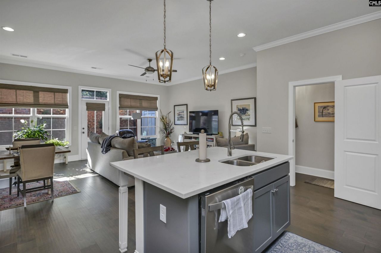 8 Townpark Circle Photo 14