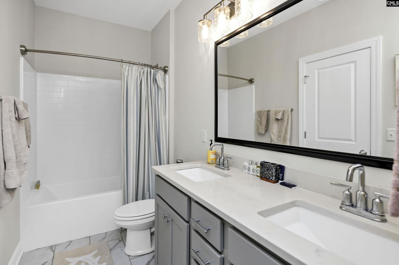 8 Townpark Circle Photo 24