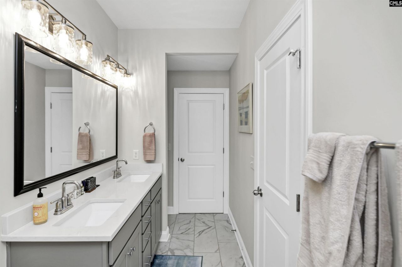 8 Townpark Circle Photo 25