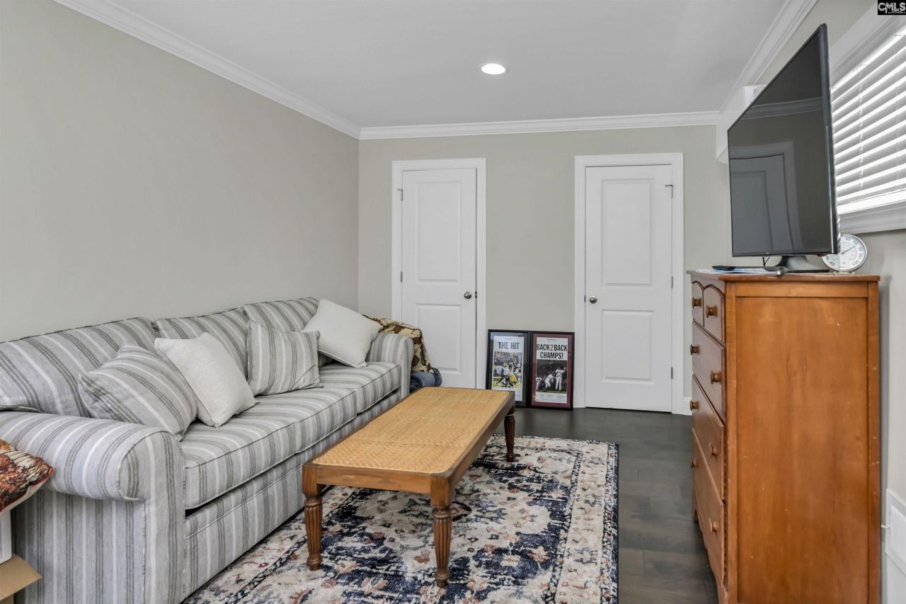 8 Townpark Circle Photo 28