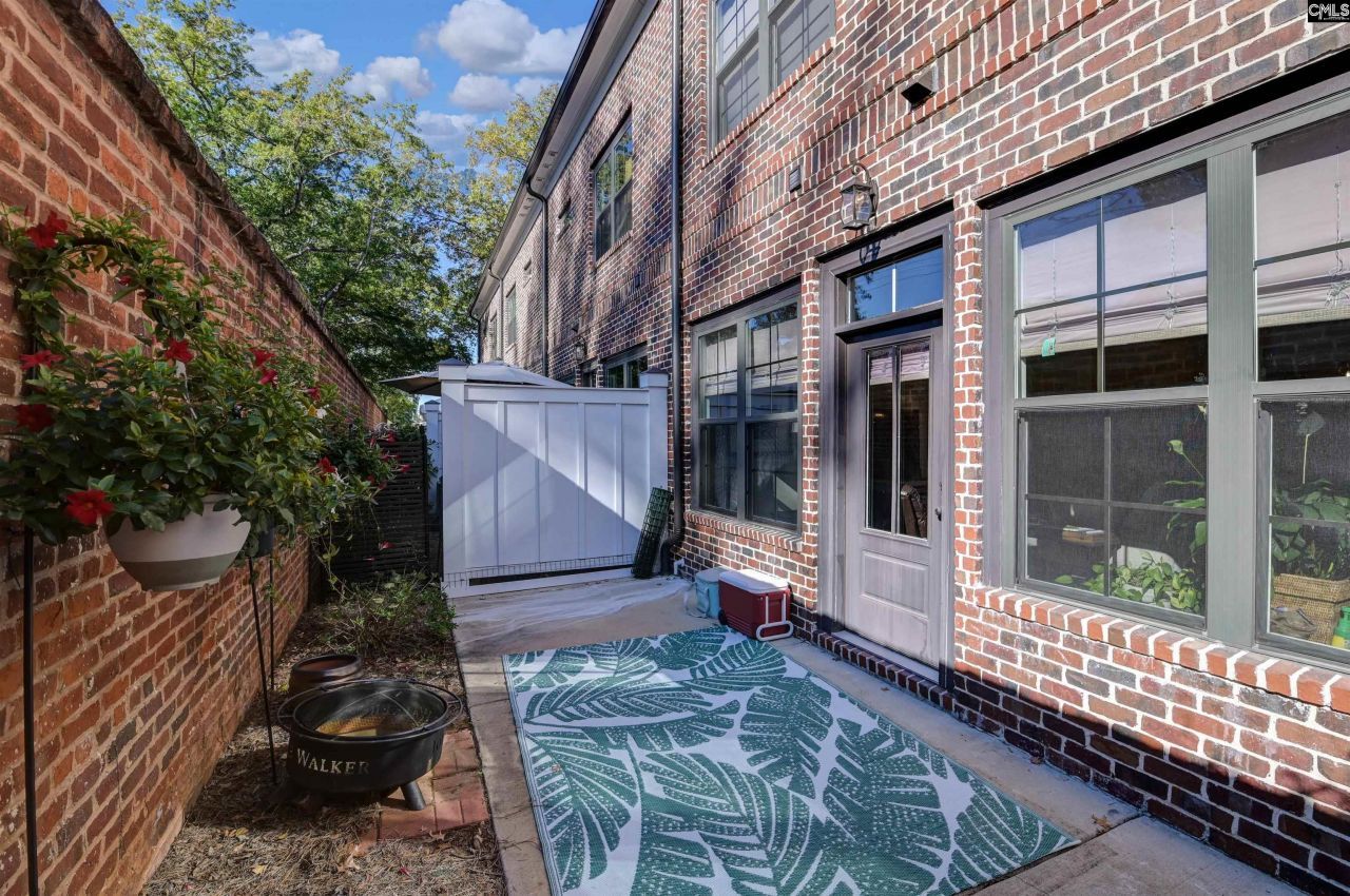 8 Townpark Circle Photo 34