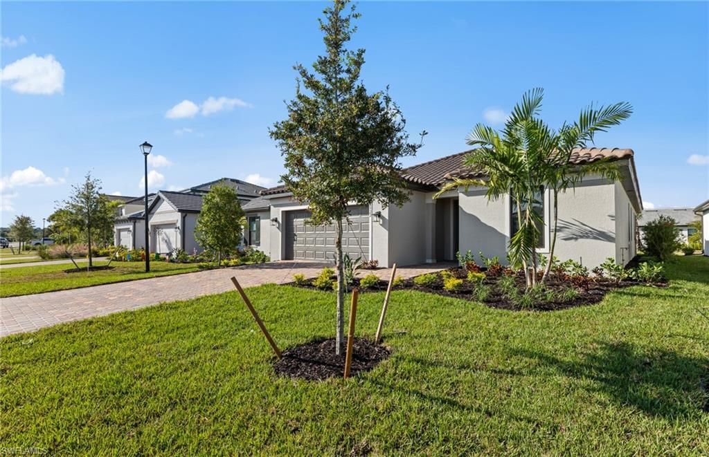 3922 E Hampton Cir, Alva, FL 33920 Photo
