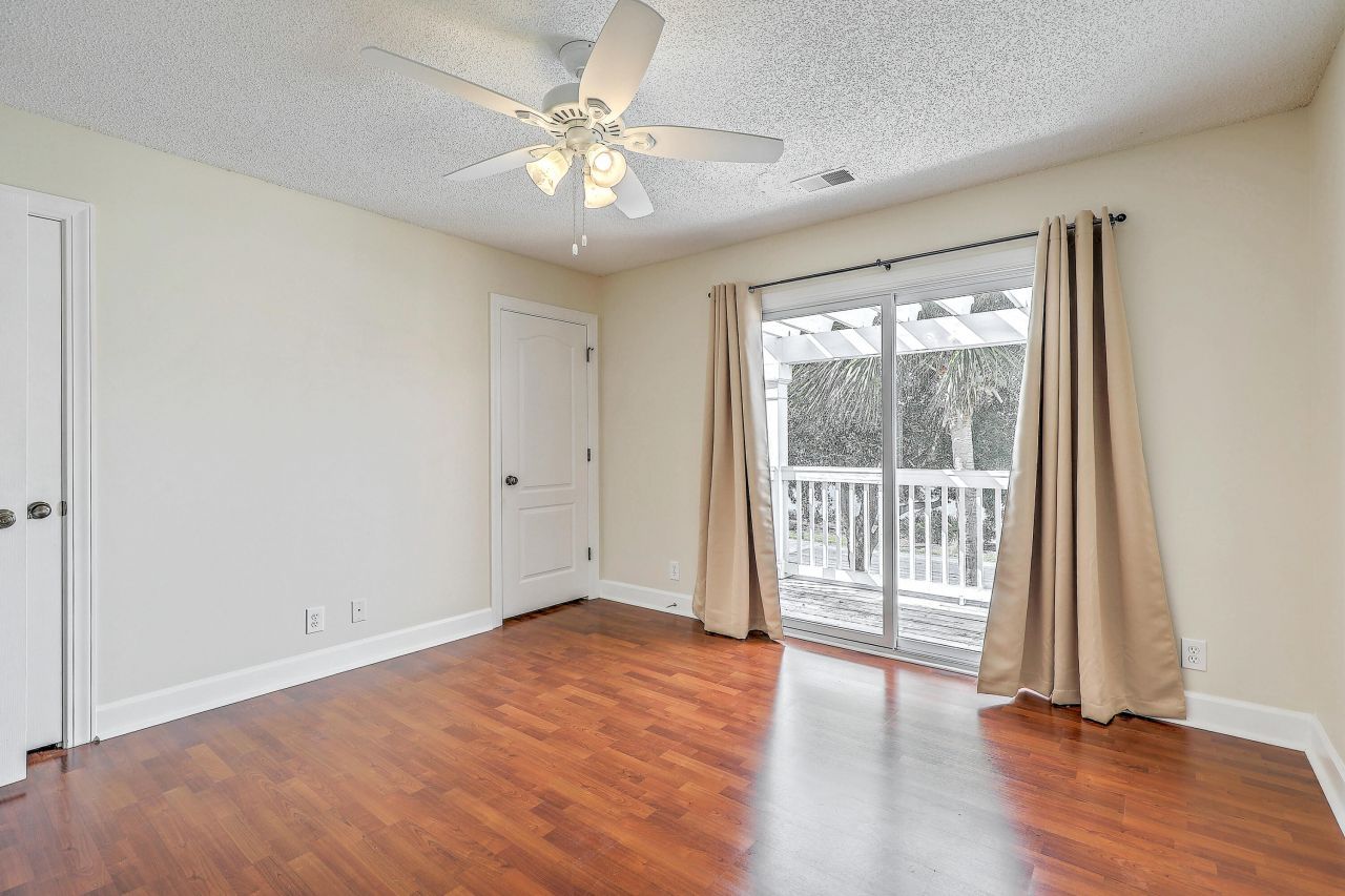 2984 Sugarberry Lane Photo 15