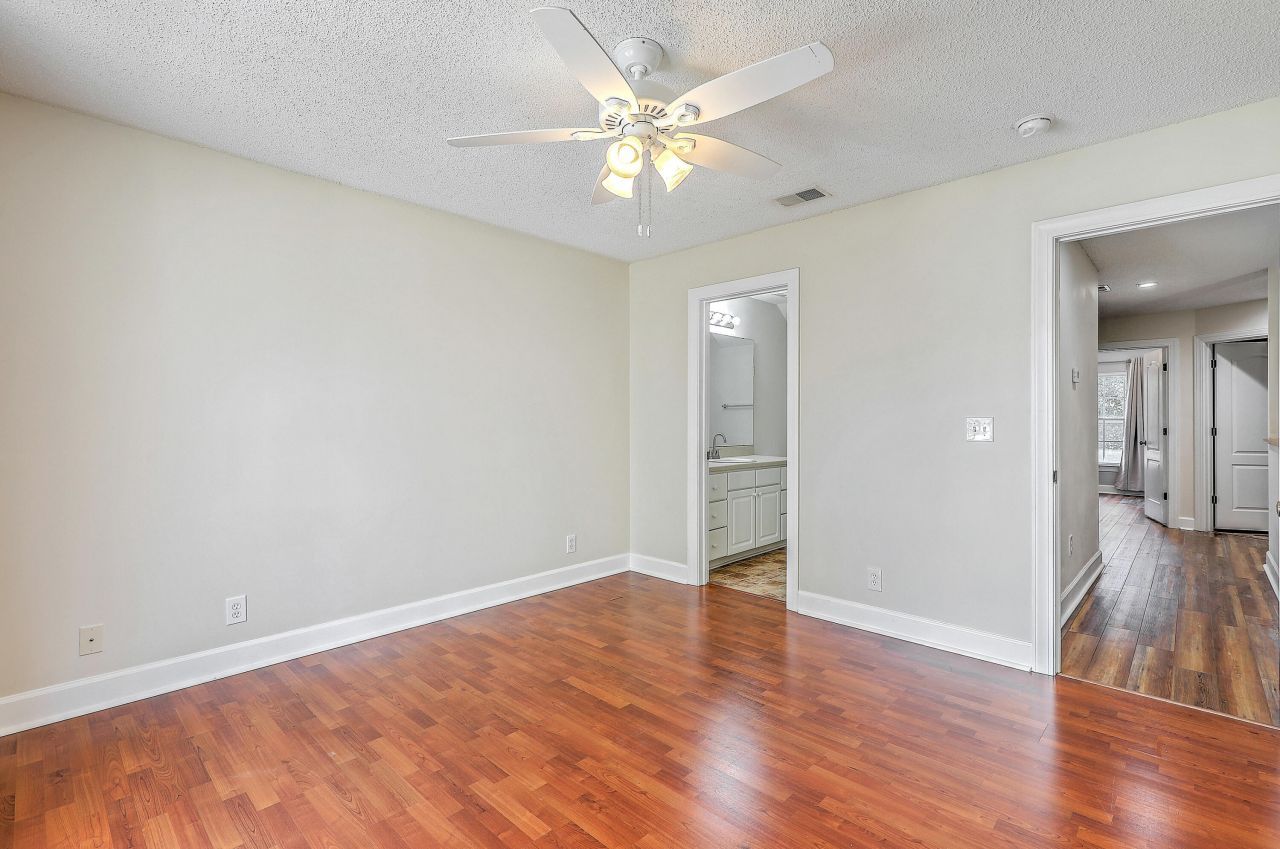 2984 Sugarberry Lane Photo 17