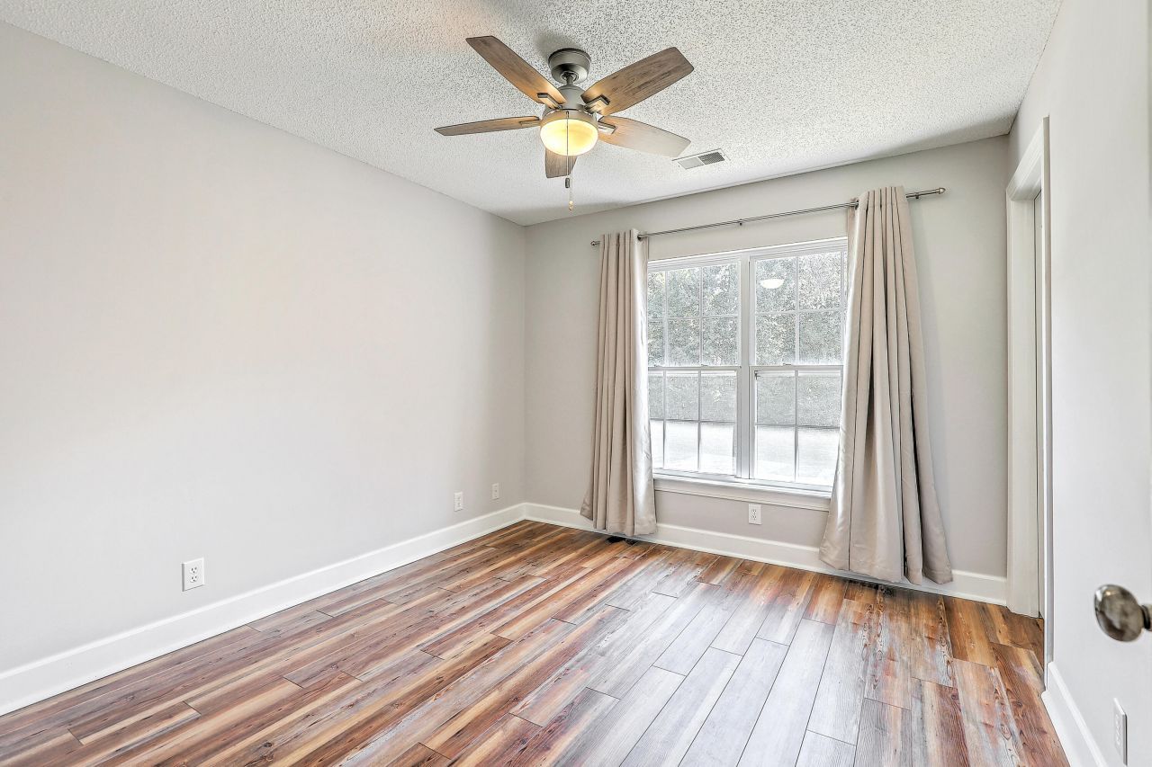 2984 Sugarberry Lane Photo 23