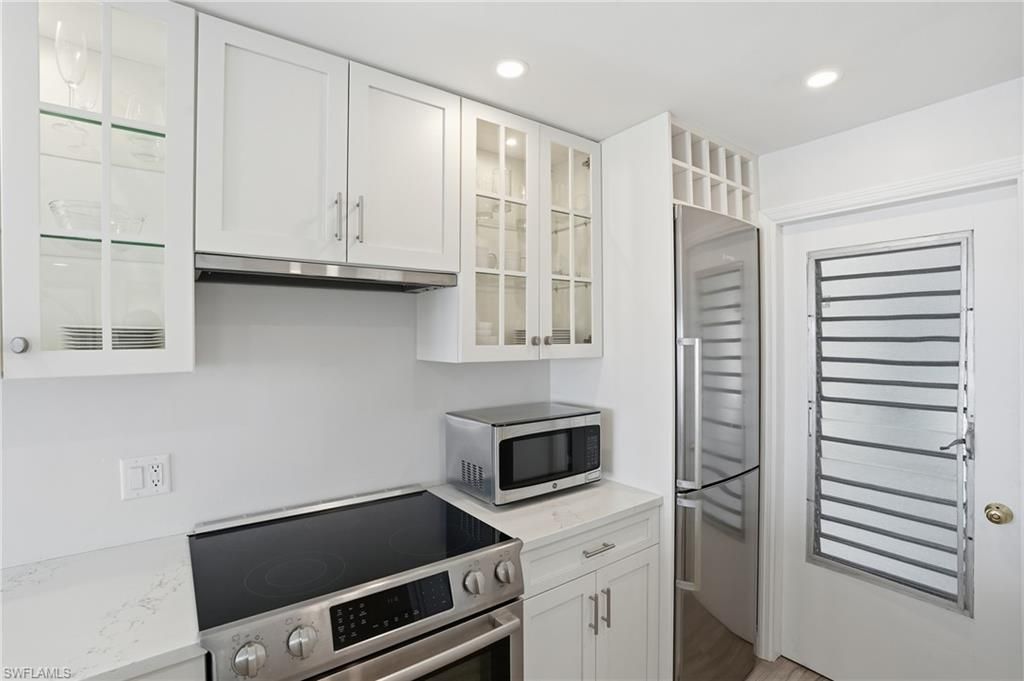 1300 Gulf Shore Blvd N, Unit 603, Naples, FL 34102 Photo