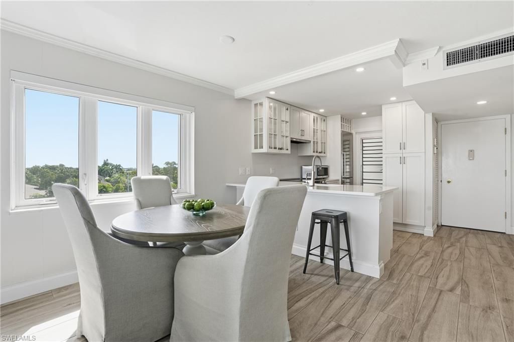 1300 Gulf Shore Blvd N, Unit 603, Naples, FL 34102 Photo