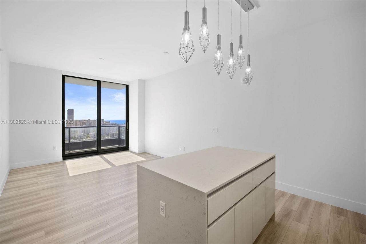 101 Diplomat Pkwy, Unit 2306, Hallandale Beach, FL 33009 Photo